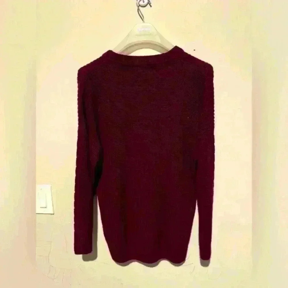 Suzy  Shier Textured-knit Sweater